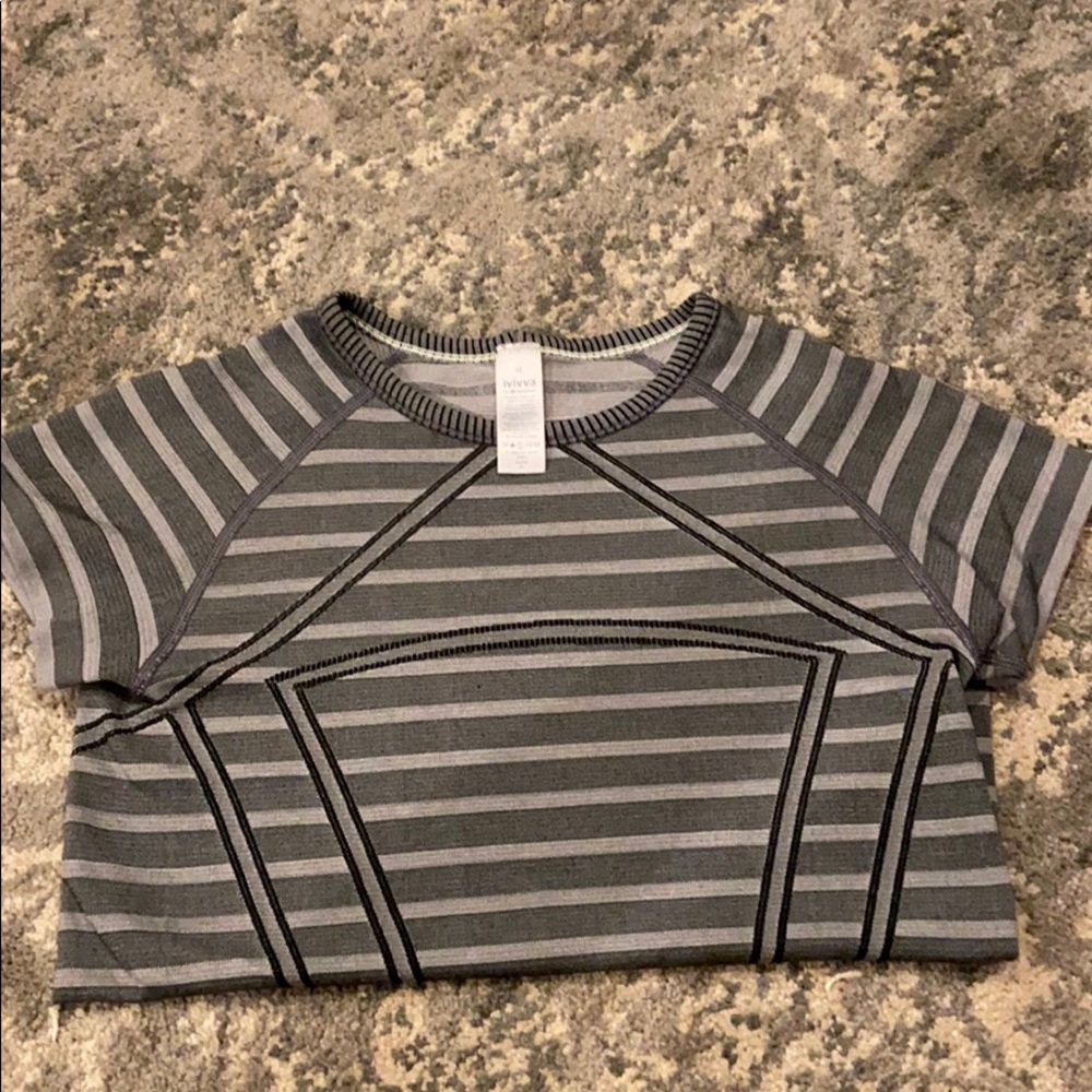 Black and white IVVIA shirt